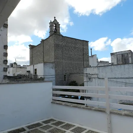 Semesterbostad Casa Corte Con Terrazza Taviano (Lecce)