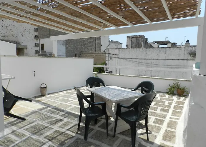 Casa Corte Con Terrazza Taviano (Lecce)