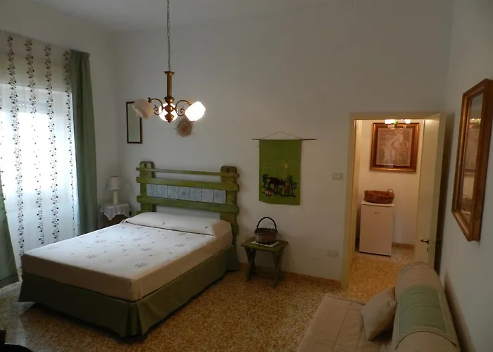 Casa Corte Con Terrazza *
